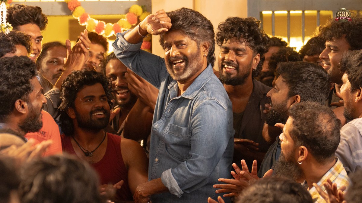 sunpictures's tweet photo. Idho Ungalukaaga! Exclusive stills of Deva from #ChikituVibe 😎🔥

▶️ https://t.co/fcQWZacOjg

#Coolie #GetChikitufied https://t.co/UNnZ4XG2Rn