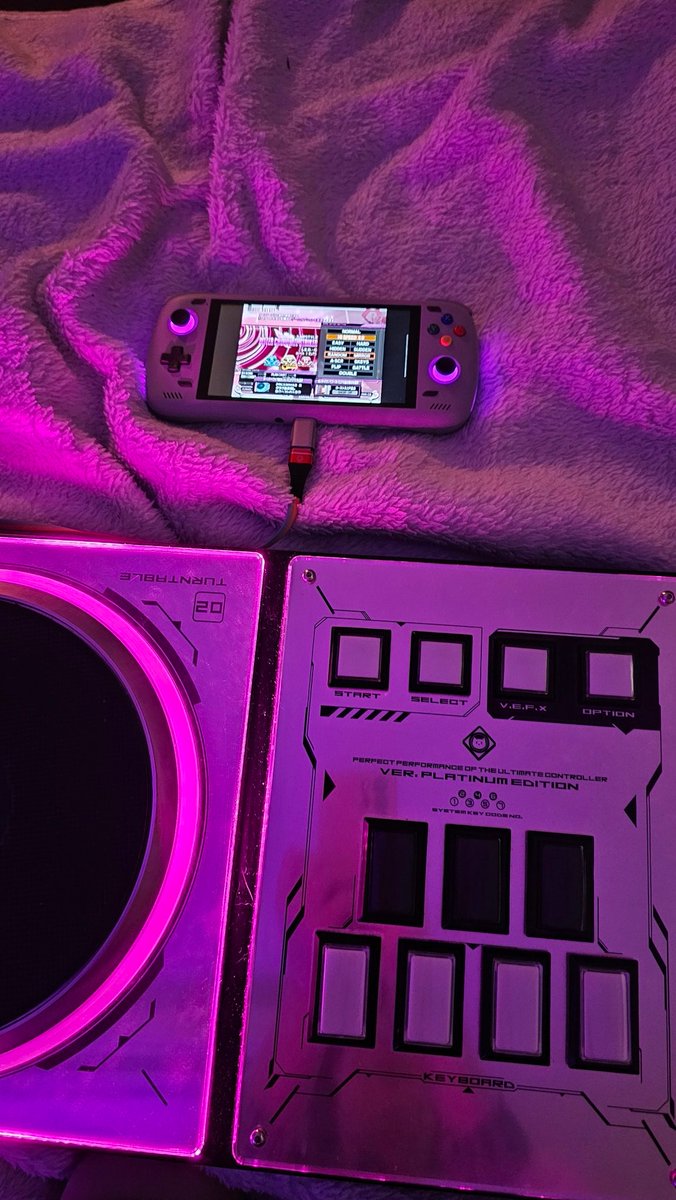 かりあ tweet media