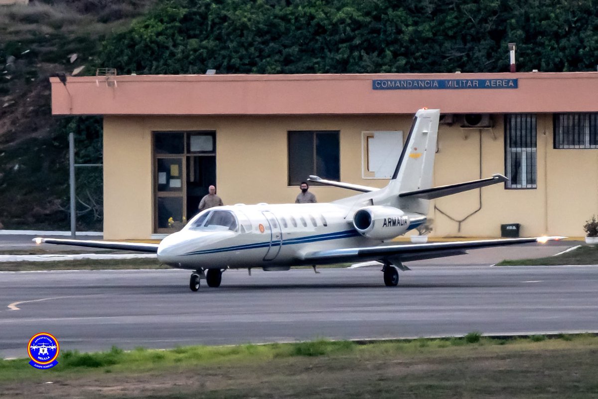 SpottersMelilla's tweet photo. Aquí vemos a esta @Cessna 550 Citation II perteneciente a la 4ª escuadrilla de aeronaves de la #FLOAN de @Armada_esp (U.20-2|01-406), en la tarde de ayer, en #MelillaMLN. Despegó hacia #RotaLERT como #ORCA03
.
.
Fotos📸: Juanpe Romero
@AvistamientosA @Web_AME https://t.co/t4BJSeawmF