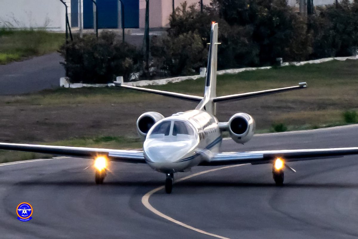 SpottersMelilla's tweet photo. Aquí vemos a esta @Cessna 550 Citation II perteneciente a la 4ª escuadrilla de aeronaves de la #FLOAN de @Armada_esp (U.20-2|01-406), en la tarde de ayer, en #MelillaMLN. Despegó hacia #RotaLERT como #ORCA03
.
.
Fotos📸: Juanpe Romero
@AvistamientosA @Web_AME https://t.co/t4BJSeawmF