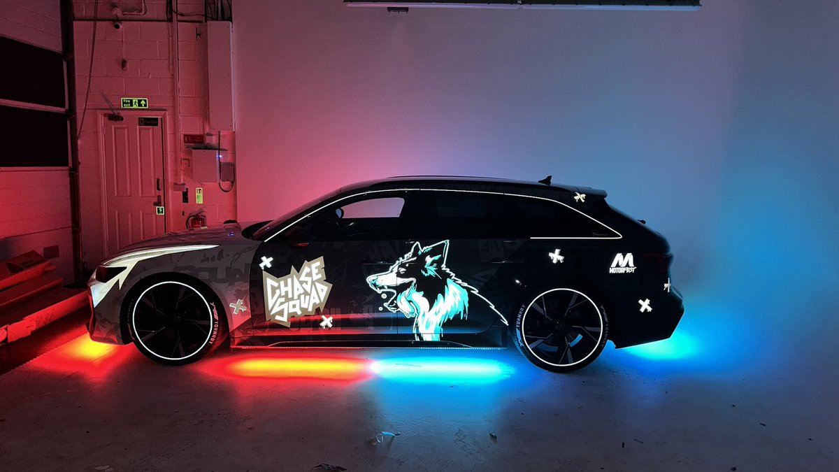 yiannimize's tweet photo. This is different. Watch here 👉🏼 https://t.co/olmrX15OpP @TheCrewGame https://t.co/JgHTfIXjCM