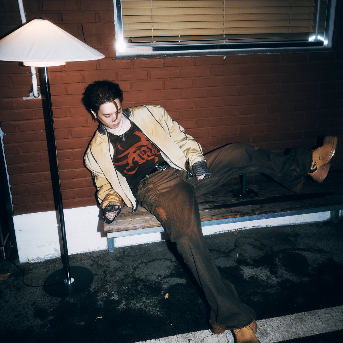 [유겸 (YUGYEOM)]
ㅤ
유겸 (YUGYEOM), DS [Sweet Like]
lnk.to/SweetLike
ㅤ
유겸 (YUGYEOM)의 'Sweet Like’이 국내외 전 온라인 음원사이트를 통해 발매되었습니다. AOMGOFFICIAL 유튜브 채널을 통해 'Sweet Like’의 뮤직비디오가 함께 공개되었으니 많은 관심 부탁드립니다.
ㅤ
YUGYEOM’s