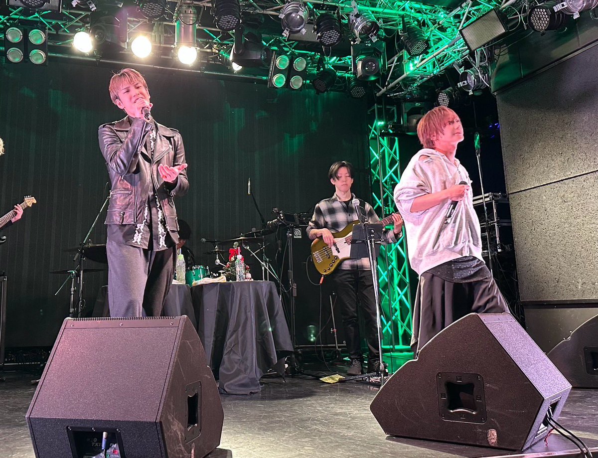 leopardcasting's tweet photo. 秋沢健太朗FC有料会員の皆様
ファンクラブサイトに本当に少しですが、
KIMERUさんのイベントのリハーサルの様子を載せました。後ほど、日々の写真に少しづつ写真を出して行く予定です。
お楽しみに。 https://t.co/mtAX5RGHIW