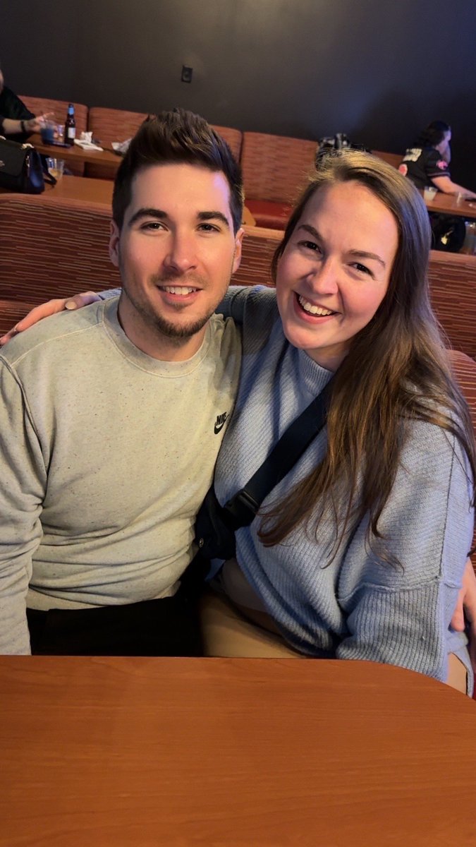 Johnny D's Waffles and Benedicts tweet media