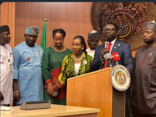 TayoOlosunde's tweet photo. @MindThe_GapNG @YouthIniNgr @LEAPAfrica @NITDANigeria @fmydNG @UNDP4Youth @officialnyscng Truly historic and long time coming! Past Ministers of Youth tried to activate the coordination mandate @fmydNG which is her core in view of the cross-cutting dimension of youth dev. The wisdom @NGRPresident to create the Youth Initiative Coordination office is a plus #YouthDevNg https://t.co/tXyAJVwsbs