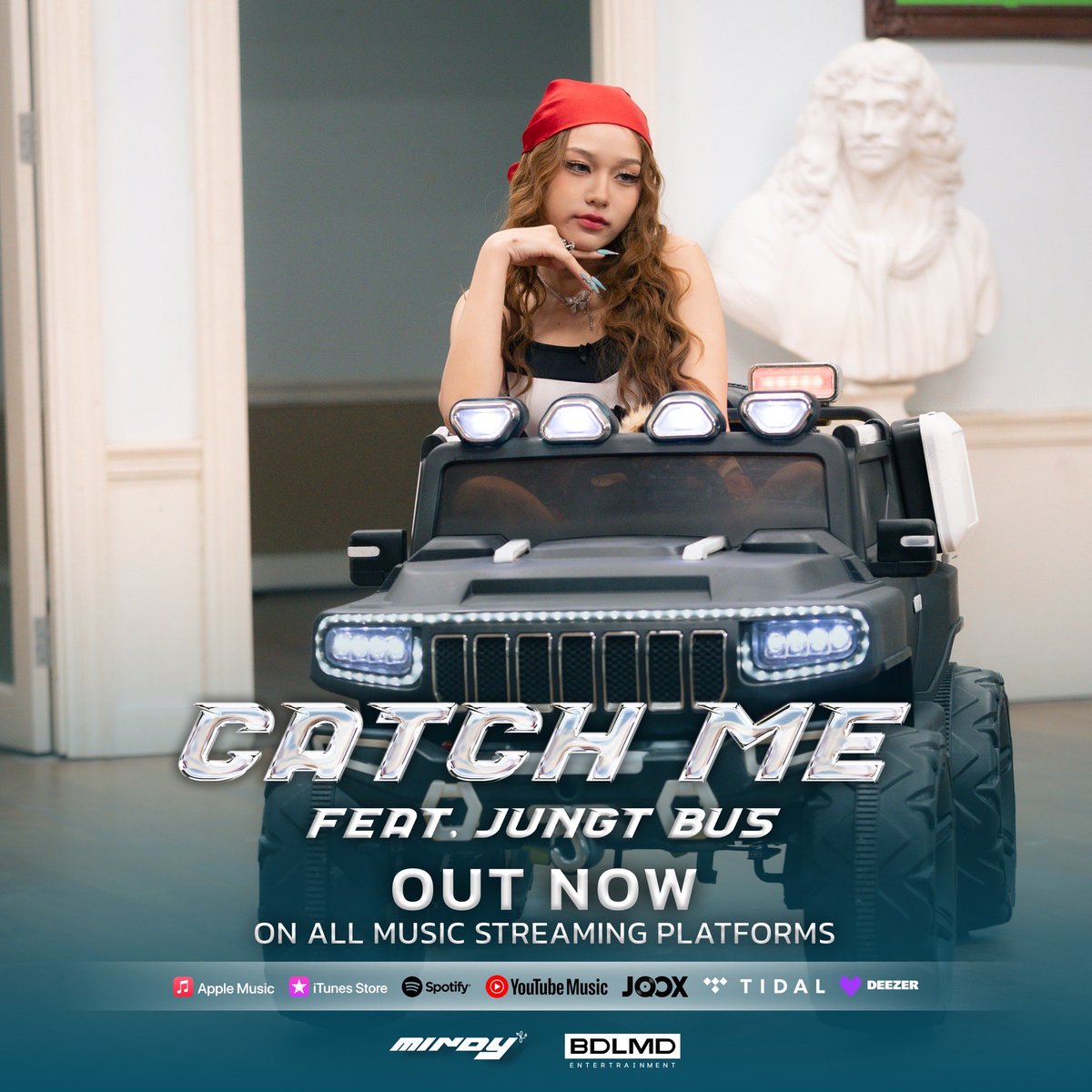 MINDYOFFICIALTH's tweet photo. 🎧OUT NOW🎧
CATCH ME - MINDY Feat. JUNGT BUS

OFFICIAL MV
🔗 : https://t.co/6ayBZQd5LE…

ALL MUSIC STREAMING 
🔗 : https://t.co/Mq6mPueaPZ… 

#MINDYCATCHMExJUNGT_MV 
#MINDYCATCHMExJUNGT 
#MINDYCATCHME 
#MINDY_TH #JUNGT
#BDLMD #BUSbecauseofyouishine https://t.co/qQbrgAIKIL