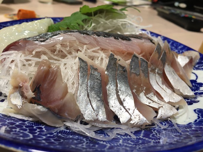 本日の🍶
2枚目の写真の酒はフォロワーさんから頂いたもので、石川県は金沢の『福正宗・爽快純米』。

ふくよかで米の旨味をしっかり感じられるのに軽やかでスイスイ🐬✨

石川のお酒は大好きですが飲みやすさとバランスで言うと一番好きかもです😍

おでんやお刺身が大変に良く合います🍻 