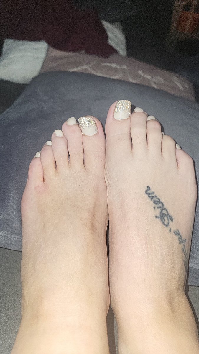 goddessava20816's tweet photo. Morning, coffee sends are a MUST today 

GODDEESS NEEDS 

#finsub #footfom
#paypigsuk #paypigs https://t.co/Ef3Aw2BWdg