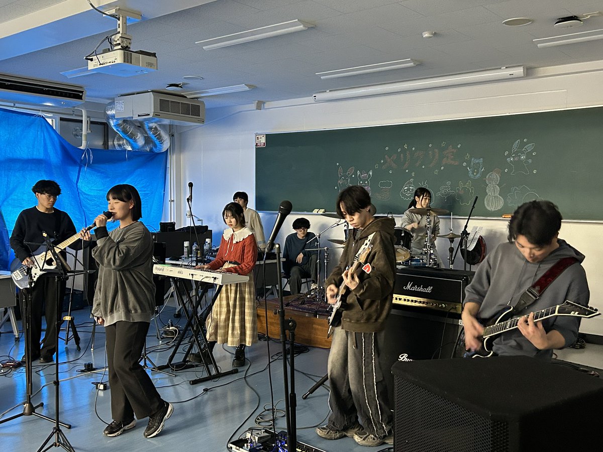 F_ken_tit's tweet photo. 12/15(日)はメリクリ定でした！
次期部長の指名も行われ、新たな節目となりました。役職の交代に伴った新しいF研を、これからもよろしくお願いします！ https://t.co/os0PHKXJpn