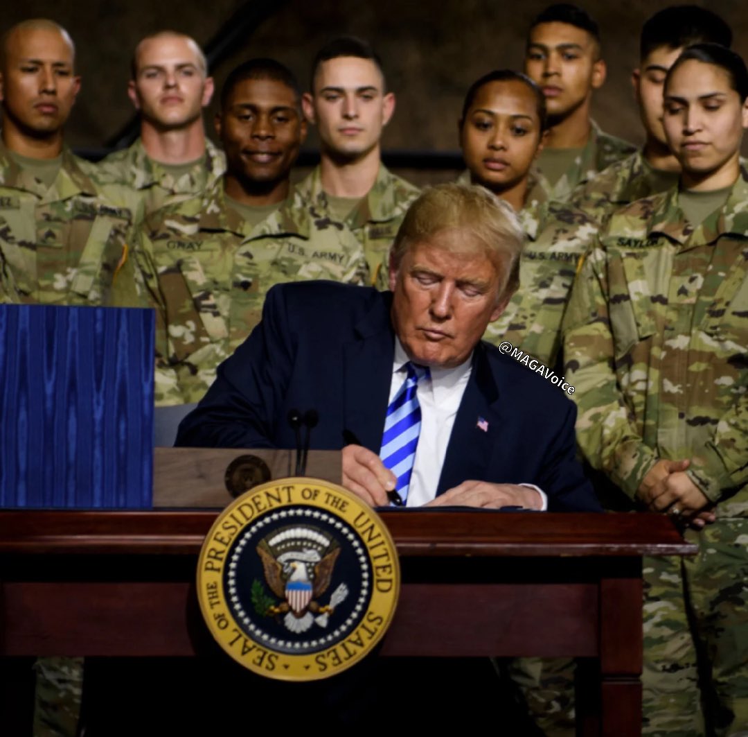 MAGAVoice's tweet photo. Would you support Trump hiring back all Military Members discharged for not taking the Vaccine ?

What about giving them all back pay ?

YES or NO ? https://t.co/IxmVN1TGpO