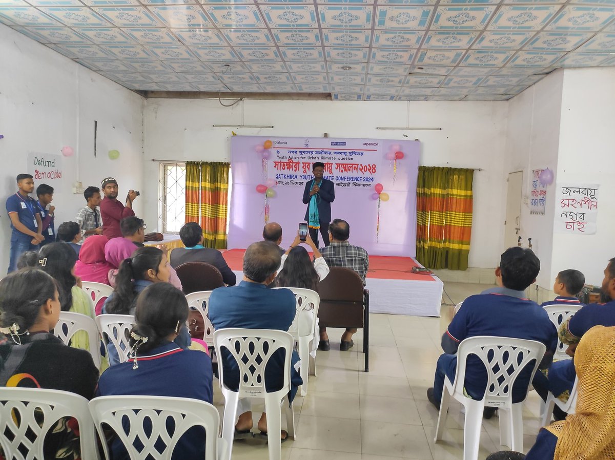 shahinclimate's tweet photo. Urban Youths' Commitment to Climate Justice 🌍 Inspired by young minds at the Satkhira Youth Climate Conference 2024 by BARCIK. From local action to global impact, youth energy is driving change for a sustainable future. 💚
@YouthNetGlobal 
#ClimateJustice https://t.co/0YzJDrbFBO
