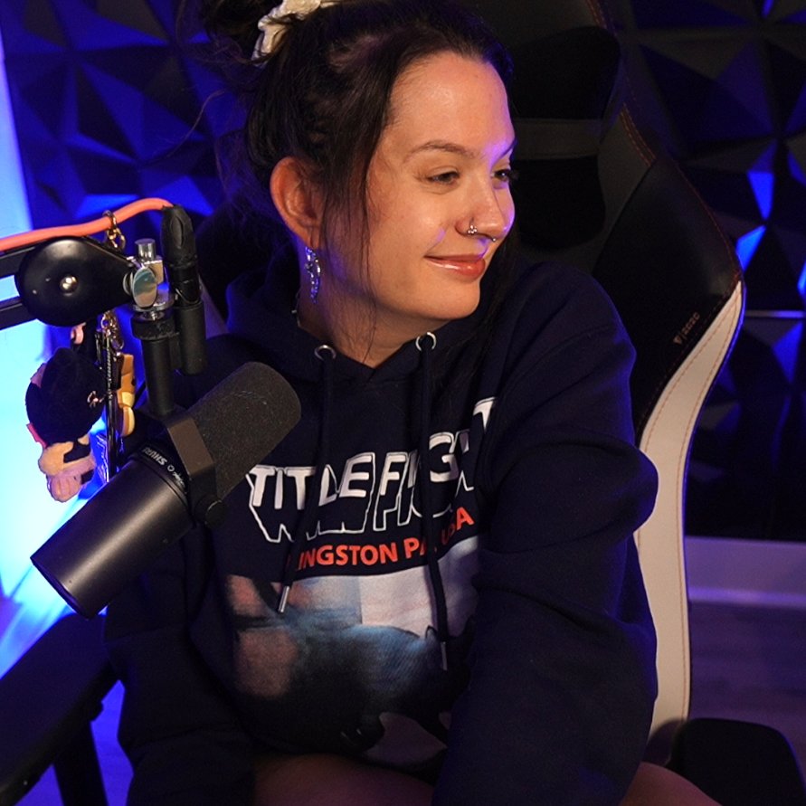 itssummerslays's tweet image. we are LIIIVE
SND in my new fav hoodie hehe🐈‍⬛ 
TWITCH.TV/SUMMERSLAYSGAM…