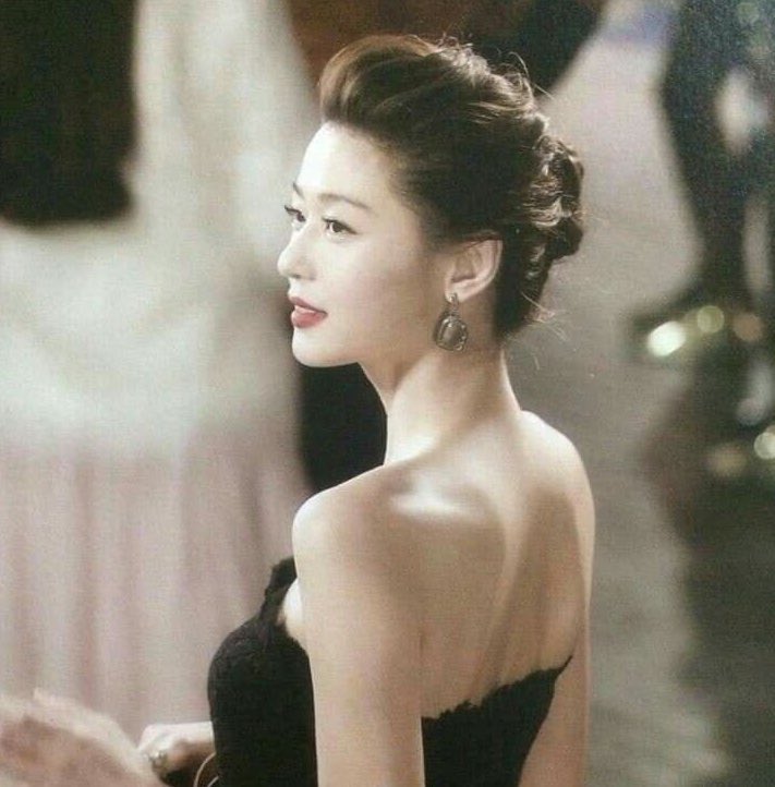 junjihyunonly's tweet photo. 11 years with Cheon Song Yi 🌟 

#전지현 #全智贤 #junjihyun #giannajun #별에서온그대 #mylovefromthestar https://t.co/avtEUd8VLk