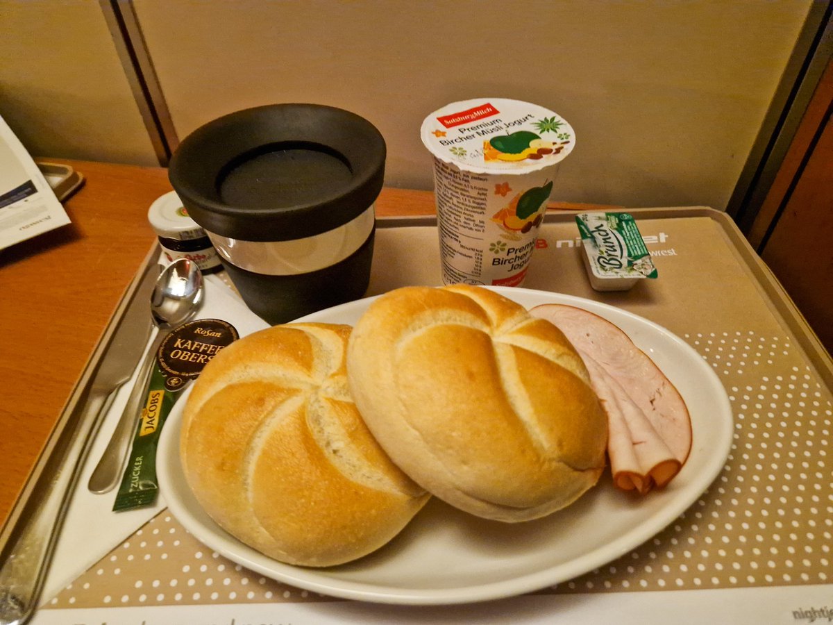 TimMcKenna01's tweet image. Another seamless sleeper train journey. Incredible that I've got from Tbilisi to Berlin with everything running on time! Now waiting for my connection to Amsterdam, then the Hook of Holland ferry, and home tomorrow lunchtime. Berlin Central station is pretty impressive.