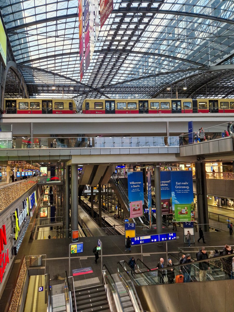 TimMcKenna01's tweet image. Another seamless sleeper train journey. Incredible that I've got from Tbilisi to Berlin with everything running on time! Now waiting for my connection to Amsterdam, then the Hook of Holland ferry, and home tomorrow lunchtime. Berlin Central station is pretty impressive.