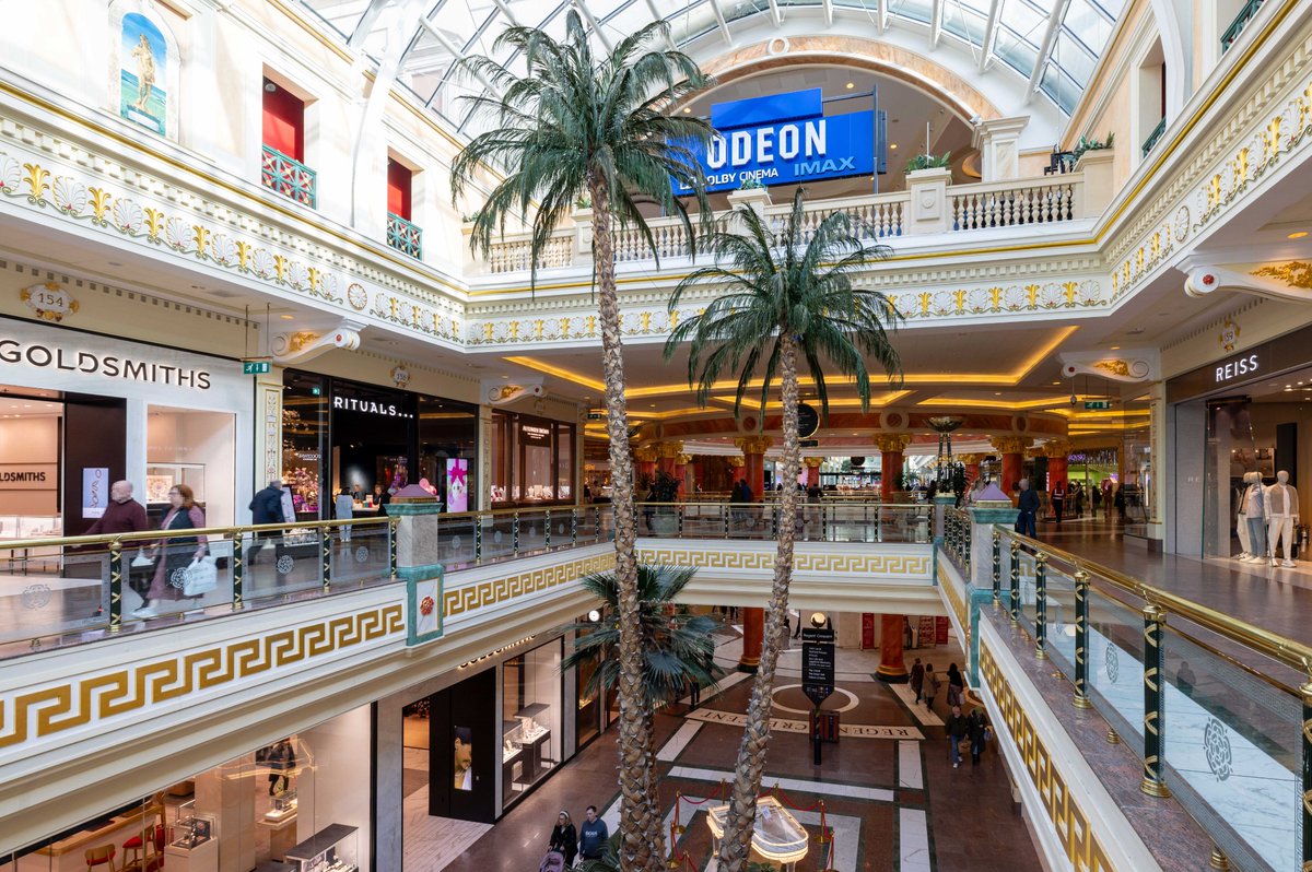 ActiveScore's tweet image. 📢 Manchester’s #TraffordCentre Achieves a Gold #ModeScore Rating 🏆
This prestigious accolade marks the Trafford Centre as the largest retail project to receive our sustainable transport certification.
linkedin.com/feed/update/ur…