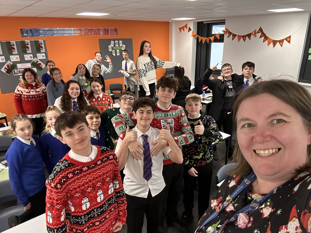 MrsJonesWHS tweet media