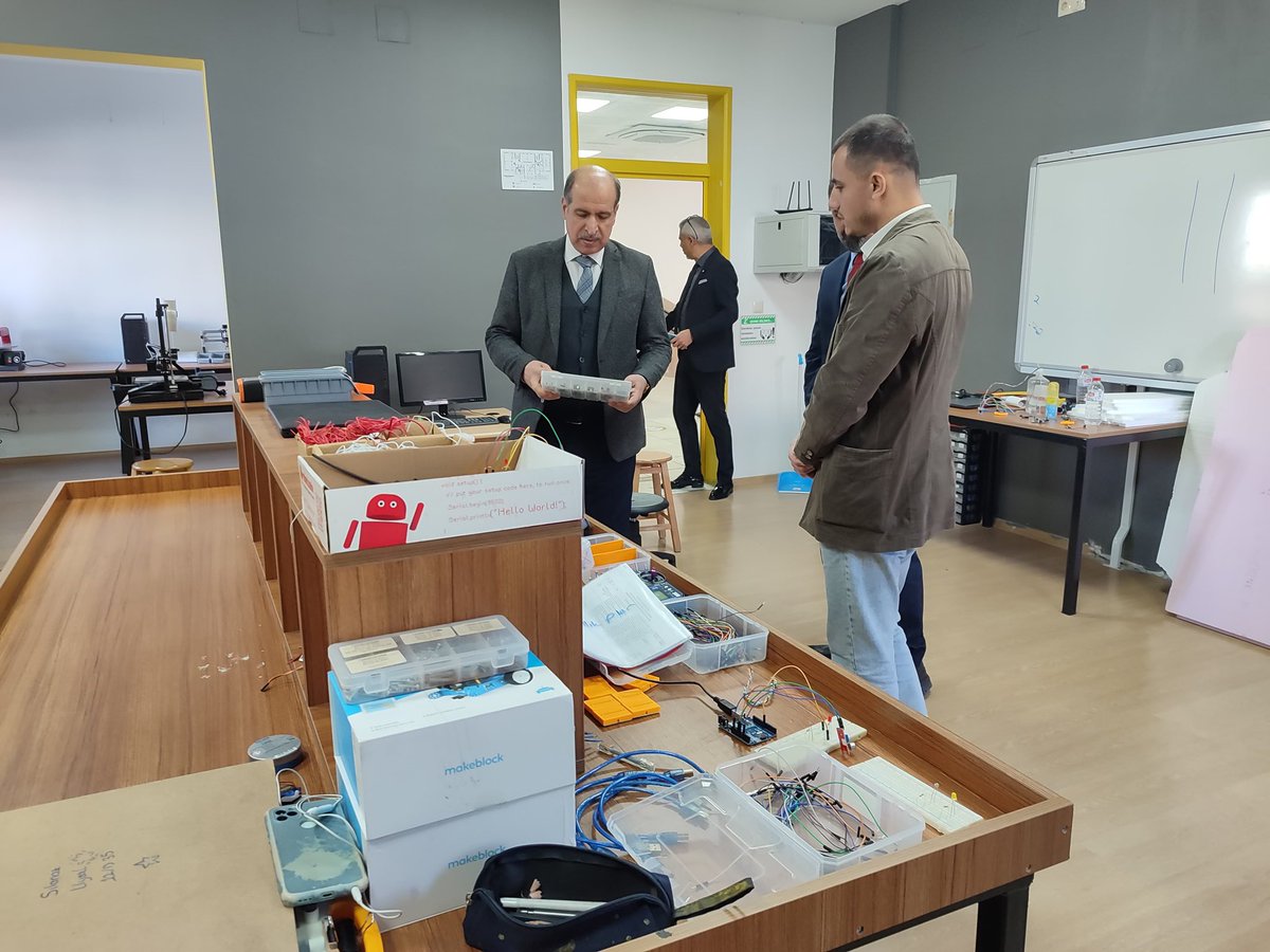 İlçe Milli Eğitim Müdürümüz Sayın İzzettin AYDIN Şube Müdürümüz Kemal KAN ile birlikte, 
📍Şehit Abdullah Yıldırım Anadolu Lisesini 
Ziyaret ederek incelemelerde bulundu; idareci ve öğretmenlerimizle araya geldi.
<a href="/tcmeb/">Millî Eğitim Bakanlığı</a> <a href="/AdanaMem/">Adana İl Millî Eğitim Müdürlüğü</a> <a href="/izzetaydin01/">İzzettin AYDIN</a>