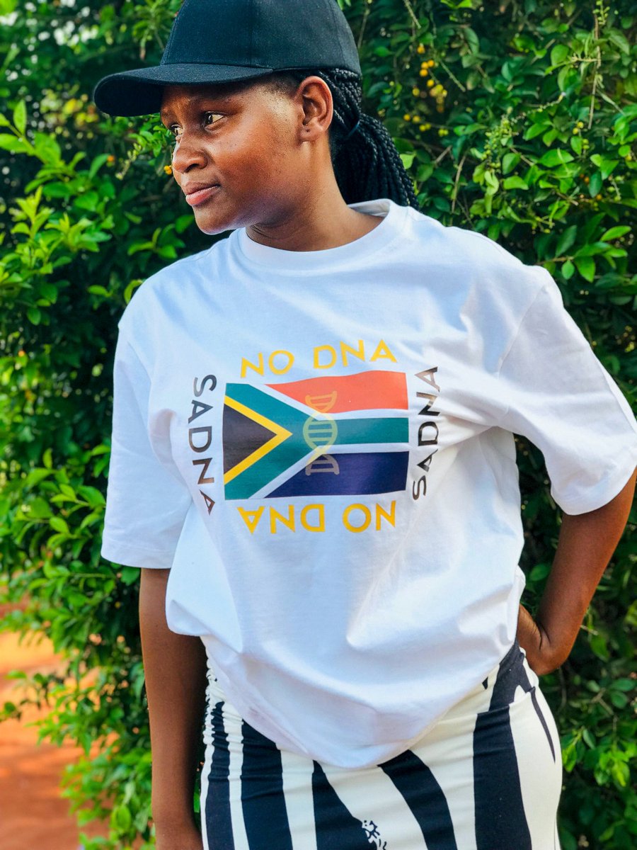 RSADnaThreads's tweet image. No Dna 🇿🇦 just South african "SA,DNA"
Made for the people of mzansi, kasi lam.
#SbusisoLawrence #Cyan
#MakhadziOneWomanShow #Boers
#MakhadziBowl2024
#Unathi
#Curro
#Sizwe
#Fundi4You
#MrMoloto