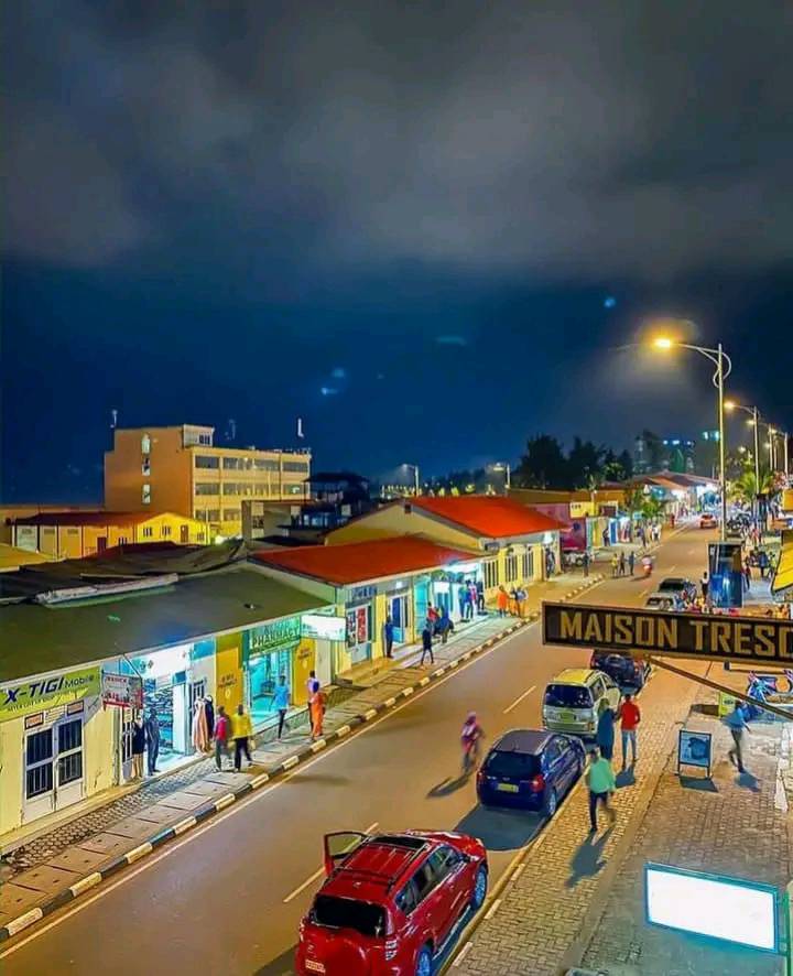 AfricaFirsts's tweet photo. Thread on the safest cities in Africa 🧵

1. Kigali, Rwanda 🇷🇼 https://t.co/YFCQRrlQqk