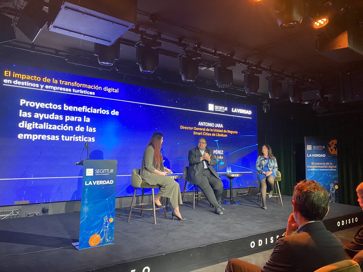 SEGITTUR's tweet photo. Las empresas beneficiarias de ayudas Última Milla #PRTR @libelium y #Zasjobs cuentan en jornada @SEGITTUR sus proyectos de digitalización para el sector turístico vinculados a la digitalización de la gestión de flujos en eventos #Startlite y de búsqueda de empleo en turismo. https://t.co/dwWpd6FVUi