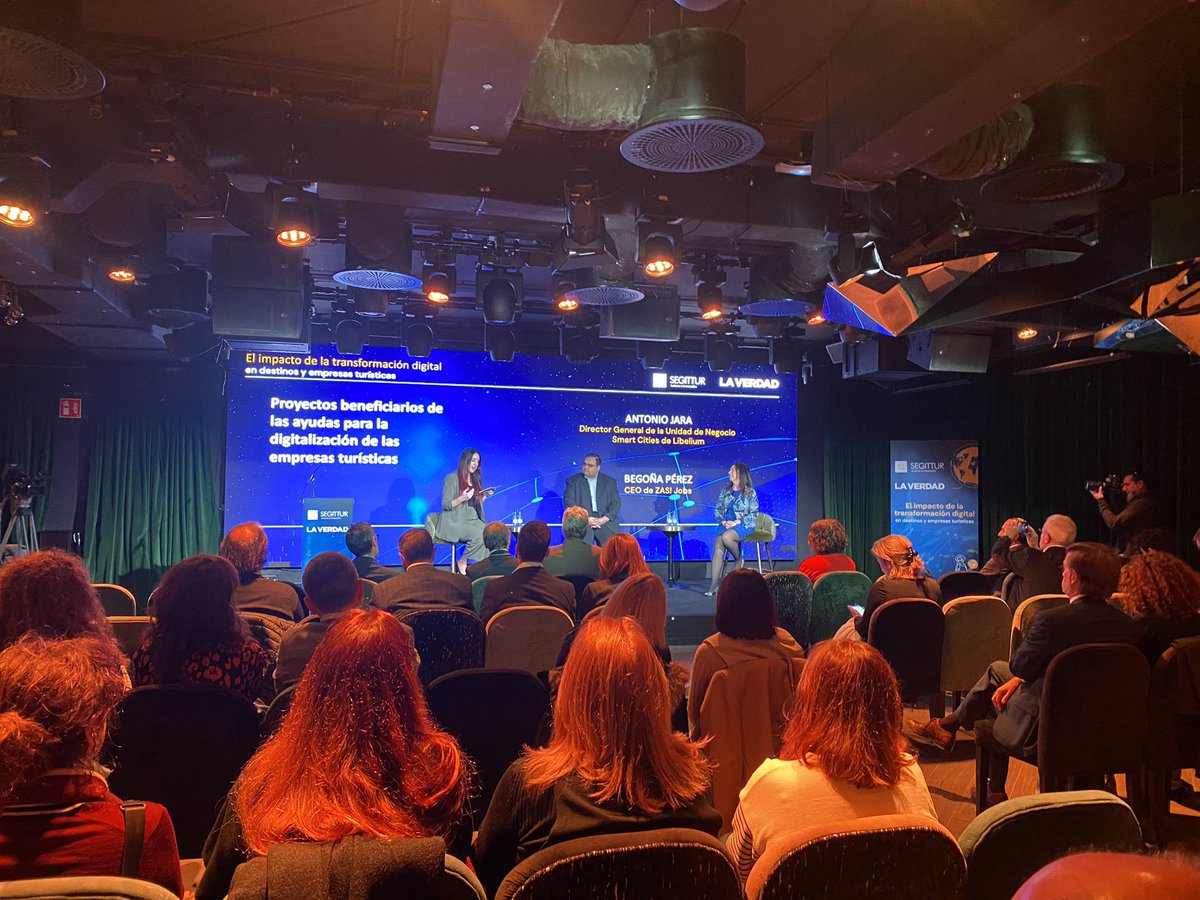 SEGITTUR's tweet photo. Las empresas beneficiarias de ayudas Última Milla #PRTR @libelium y #Zasjobs cuentan en jornada @SEGITTUR sus proyectos de digitalización para el sector turístico vinculados a la digitalización de la gestión de flujos en eventos #Startlite y de búsqueda de empleo en turismo. https://t.co/dwWpd6FVUi