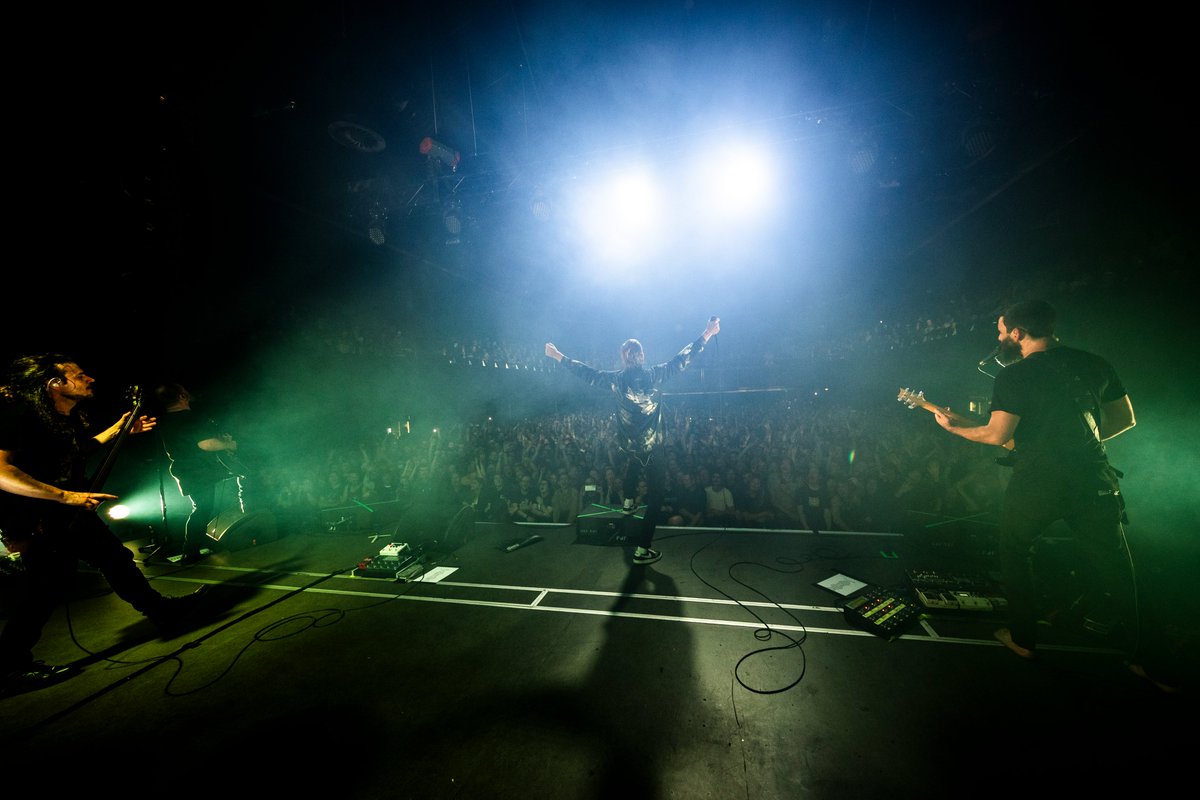 Karnivool tweet media