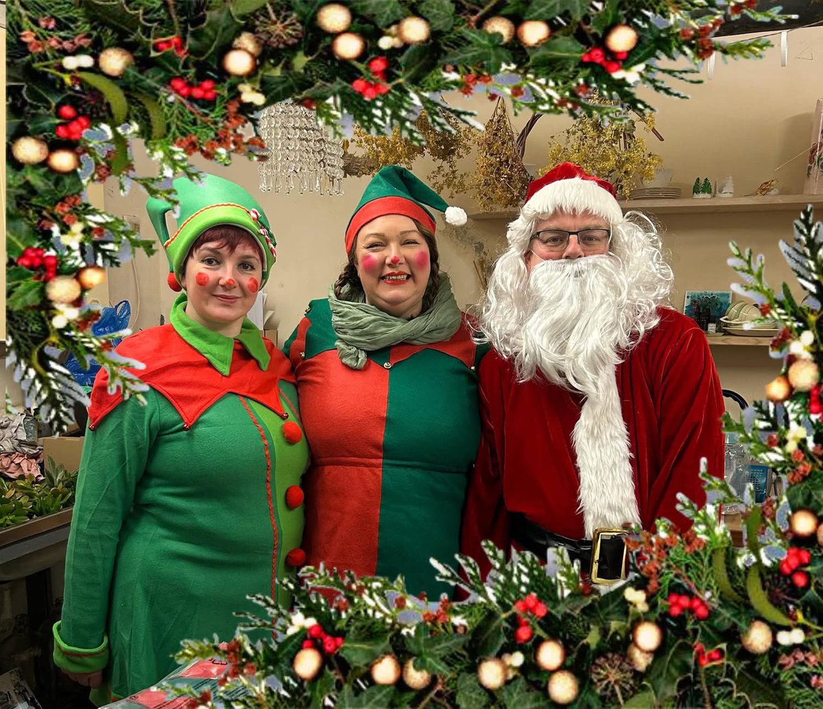 GheadFoundation's tweet photo. It was great helping Teams and Dunston Alive and local volunteers to deliver selection boxes to the kids of Dunston Monday night. @TheNLTrust https://t.co/VK1dwTjjYD