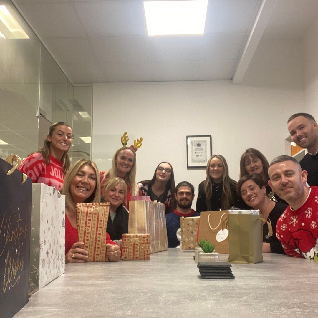 The team were feeling festive in the office on Monday with our Secret Santa exchange and Christmas jumpers! 🎁 🎄