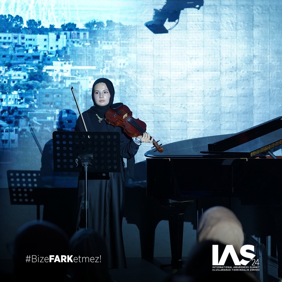 awarenessummit's tweet photo. IAS'24'te, Piyanist Hicret Nida Güllüoğlu ve Kemani Zeynep Sena İnkaya, Güllüoğlu'nun Filistin’de yaşanan zulme dikkat çekmek için bestelediği Bir Çocuk Düştü parçasını icra ederek bizlere duygusal anlar yaşattı. Değerli performansları için kendilerine yürekten teşekkür ediyoruz. https://t.co/0vbZfSHnNe