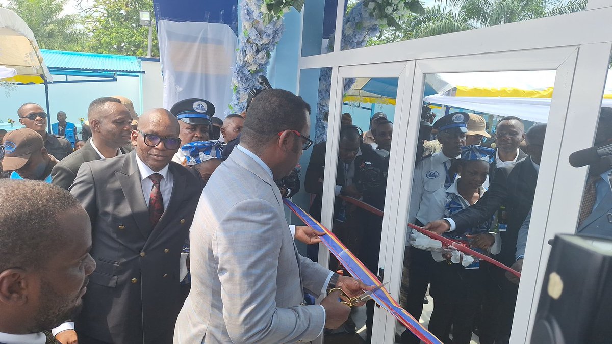 Sécurité Sociale en #RDC : Junior Mata reçoit des mains de JP Lihau un bâtiment neuf de l’agence CNSSAP à #Kisangani 
➡️kis24.info/securite-socia…