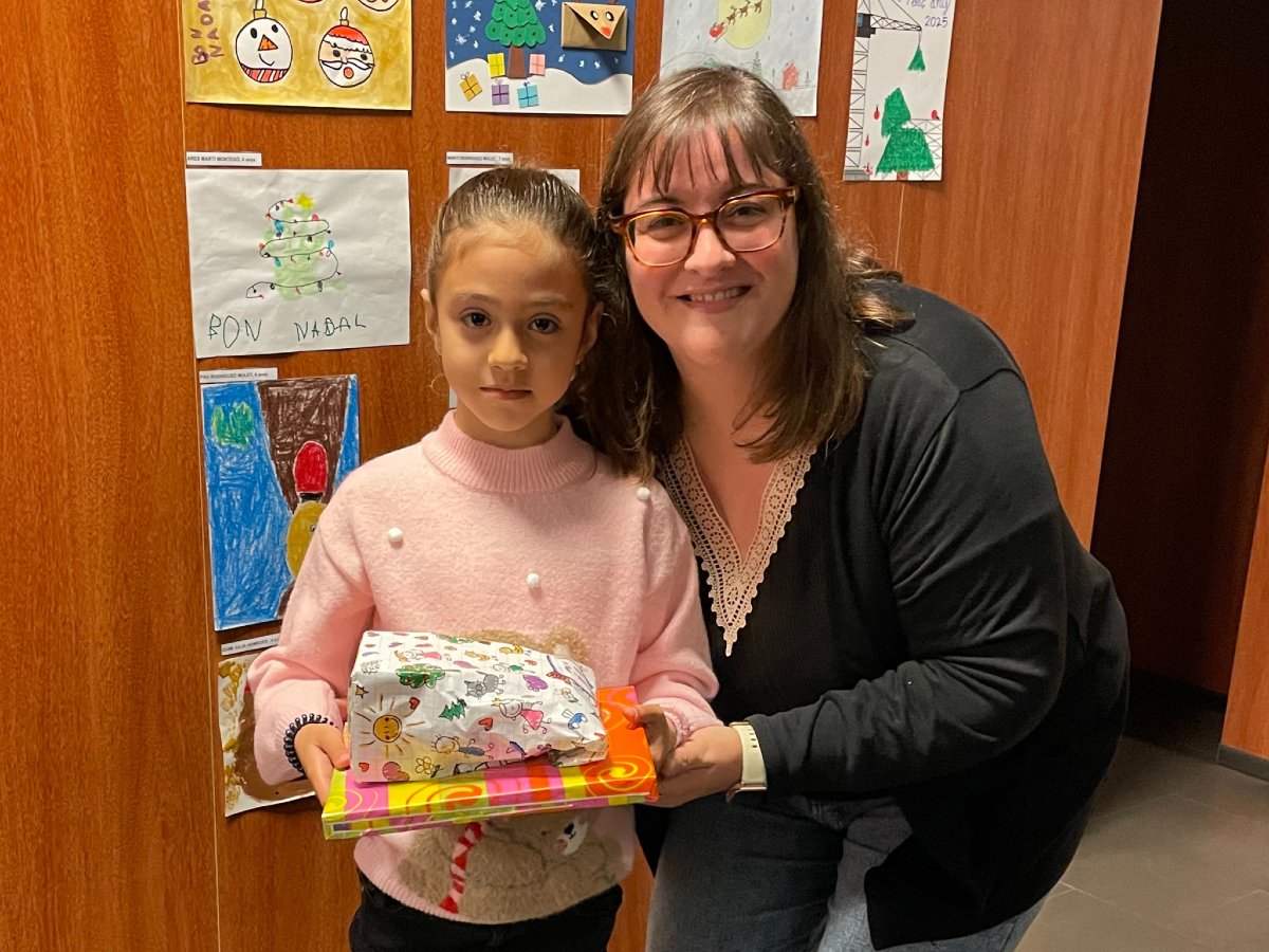 📅 Dilluns 16 de desembre, vam celebrar la Festa Infantil de Nadal al Col·legi de l'Arquitectura Tècnica de les Terres de l'Ebre. També vam dur a terme el lliurament de premis del XXIV Concurs Dibuix Infantil Nadalenc! #CATTE #arquitecturatècnica #TerresdelEbre