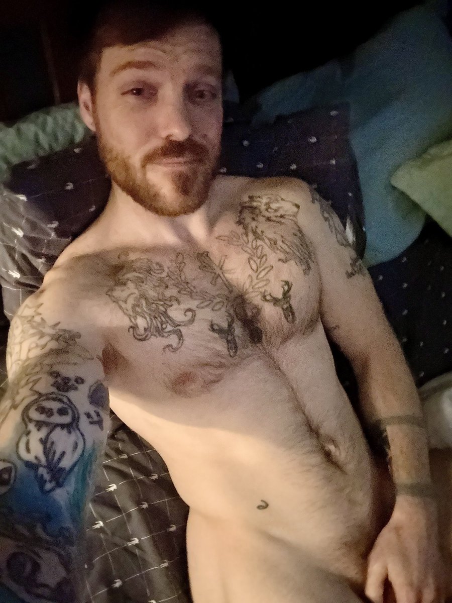 KalebtheWalker's tweet photo. Who sleeps naked 🤭 https://t.co/KjJ9xUxXci