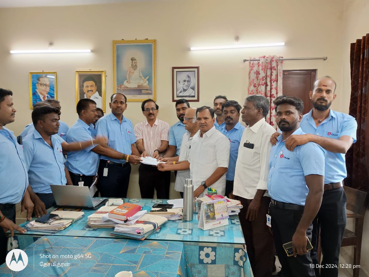 muthukumarCpim's tweet image. லியர் (அமெரிக்க மோட்டார் வாகன பொருள் உற்பத்தி தொழிற்சாலையில்) சிஐடியூ 3ஆண்டு ஊதிய உடன்பாடு ரூ. 17350 ஊதிய உயர்வு மற்றும் சமூக நலத்திட்டங்களுடன்..