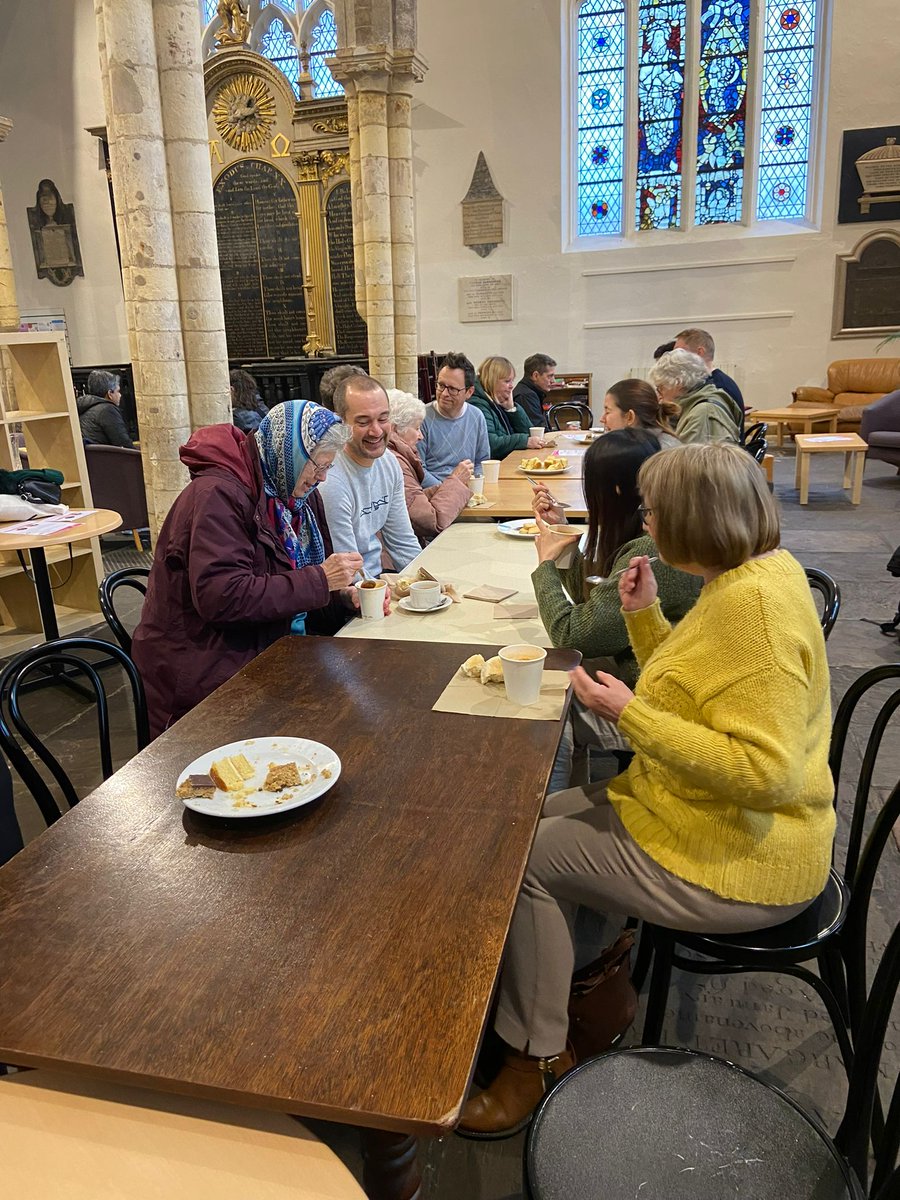 🎄 Day 10 of 12 days of Christmas 🎄 

Monthly Social Clubs: Bringing older &amp; younger neighbours together for tea, biscuits, and chats ☕️🍪- tackling loneliness and building connections one conversation at a time 🩷

#volunteer #socialconnections #york