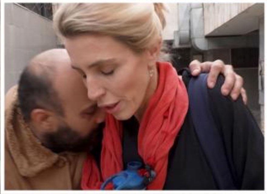 BowesChay's tweet image. The end of @CNN in a single picture.