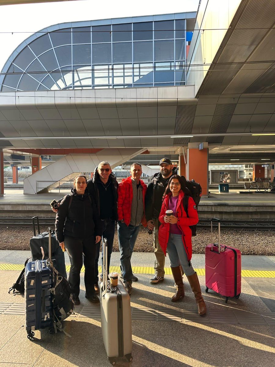 Mr Maxwell-Armstrong was joined by NUH colorectal surgical trainee Miss Lenzi.
In addition to laparoscopic teaching, NUH consultants Shane MacSweeney and JJ Reilly ran a trauma course for junior consultants about to go to the front line.