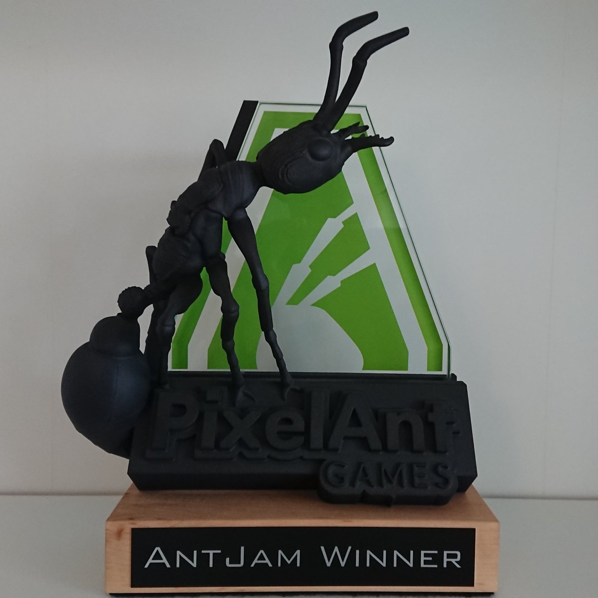 WiktorLawski's tweet image. I won AntJam (PixelAnt Games&apos; game jam) trophy!

#gamedev #gamejam #trophy