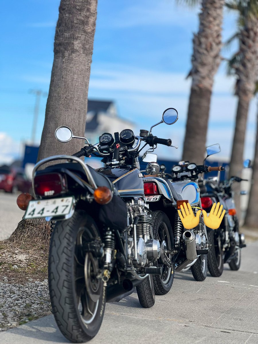 kz650c's tweet photo. 今日はFXとXJとご飯食べてイナフォルニアまで
どちらもオリジナルで綺麗に乗ってる
#kz 650
#FX400
#XJ400
#カワサキ
#旧車
#ザッパー https://t.co/4rchvwsVhP