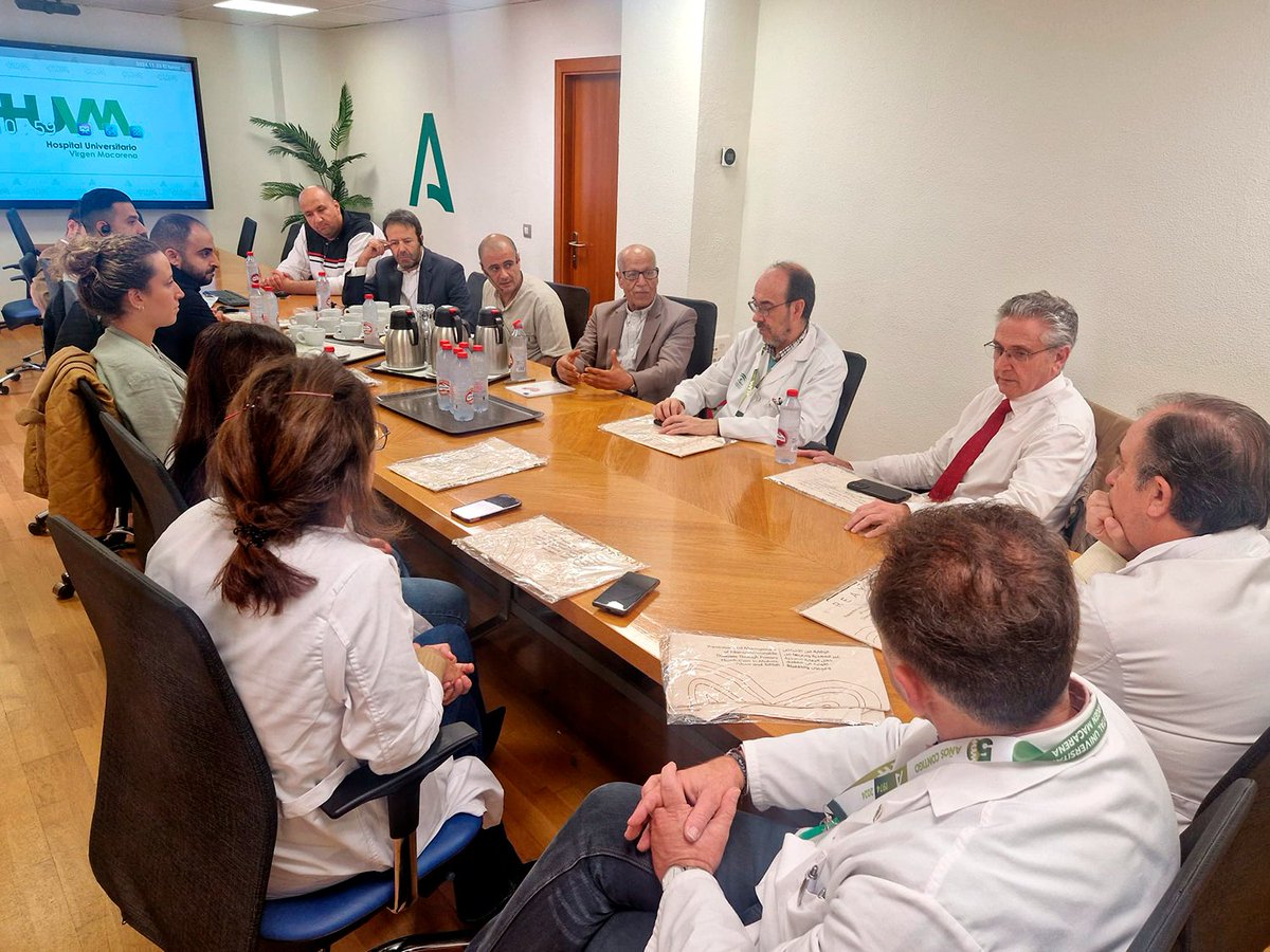 ReayahProject's tweet photo. Healthcare staff well-being = better patient care.
Four Jordanian doctors trained in occupational health in Sevilla, Spain @HUVMacarena learning to ensure safer workplaces. Healthier staff means improved quality of care—a goal supported by the @EUinJordan funded #REAYAH project. https://t.co/ZwVsShybTL