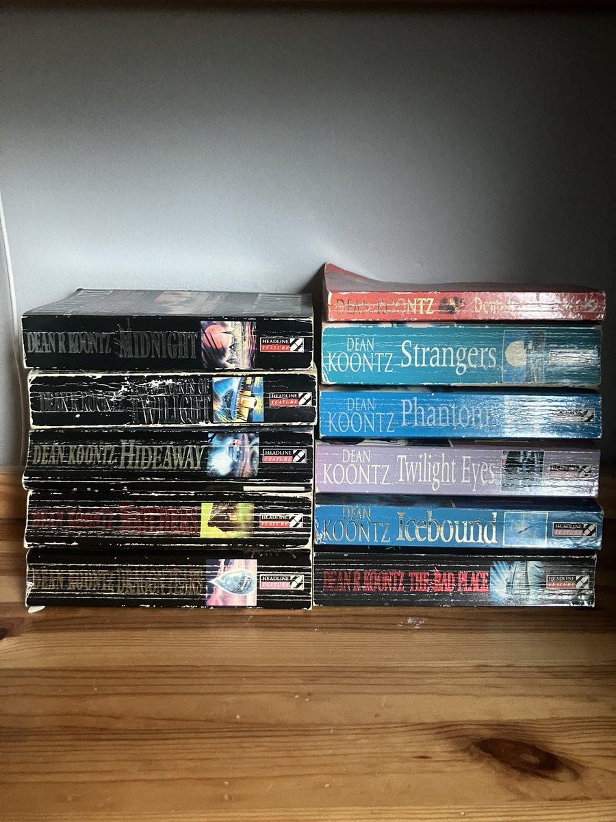 MattPayne1973's tweet photo. In 2025 I will try and complete my TBR pile before buying any more…..(doubtful) #clivebarker #douglasclegg #guynsmith #markmorris #thomastryon - I will continue to dip in and out of my #deankoontz bundle in and amongst… https://t.co/VFzQdwxcjM