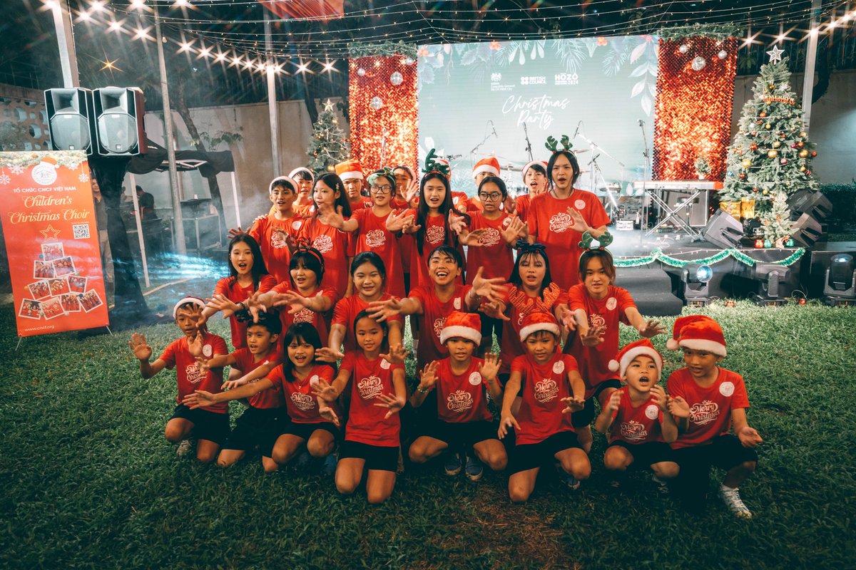 Christina Noble Fndn (@cncf_int) on Twitter photo 🎄Vietnam’s 1st children's Christmas choir lit up the <a href="/UKinVietnam/">UK in Viet Nam🇬🇧🇻🇳</a> party with British & Vietnamese artists. Grateful to the British Consulate-General, British Council Vietnam, & HCMC Int’l Music Fest for such magical night!
💖 Support our Christmas Appeal: cncf.org/donate 🎄Vietnam’s 1st children's Christmas choir lit up the <a href="/UKinVietnam/">UK in Viet Nam🇬🇧🇻🇳</a> party with British & Vietnamese artists. Grateful to the British Consulate-General, British Council Vietnam, & HCMC Int’l Music Fest for such magical night!
💖 Support our Christmas Appeal: cncf.org/donate