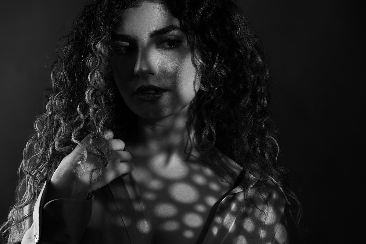 Memozdi's tweet photo. A portrait reveals more than just a face; it reflects a soul.
.
.
.
.

#photography #model #ModelingAgency #FashionModel #ModelShoot #ModelStyle #PhotoShoot #FashionShoot #TopModel #ModelingWorld #catwalk https://t.co/aI1asEYtNe