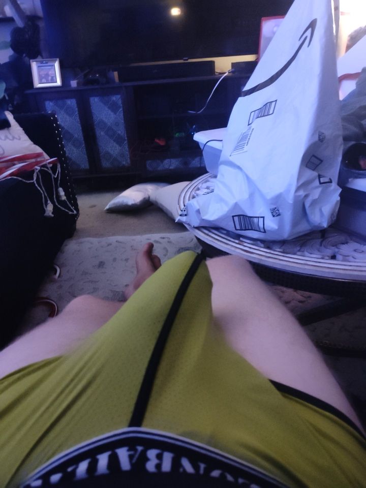 BenjiHooper64's tweet photo. @tinyShyTayla Mainly it's because it's our bodies way of saying if you don't use it you lose it, litterly  it's like it's exercising while we sleep. Also our testosterone levels are high in the morning. you should come find out tho. https://t.co/TsRea2VsV5
