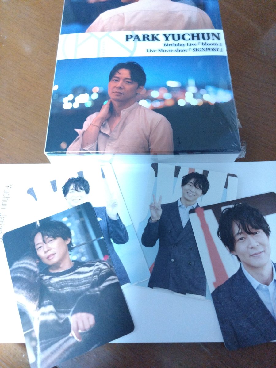 cielo57024764's tweet photo. ㊗️日本ソロデビュー
ミニAlbum発売記念の日
🎉🎊🎉🎊🎉🎊
おめでとう👏ありがとう♥️
昨日💿今日 📀
届いて 忙しく視聴中📺
#ユチョン
#Where_I_Walk発売おめでとう
#ParkYuchun
#singpost
#bloom https://t.co/3GMSV8gU4d