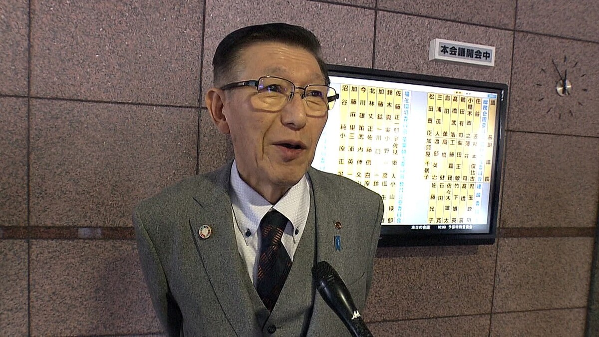 livedoornews's tweet photo. 【真意】秋田・佐竹敬久知事「お前のところにクマを送る」発言波紋も 「それくらい言わないと本当にひどい」
https://t.co/ZD7z41zZMj

2023年にも対応策を聞かれ「すぐ切ります、ガチャン」と話していた。佐竹知事は、自身が矢面に立って発言することで職員も毅然とした対応がしやすくなると話した。 https://t.co/deO4D5hnGR