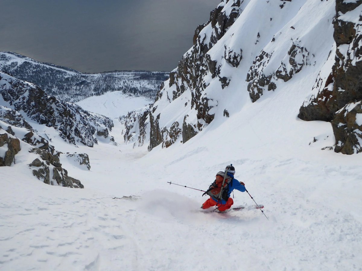 Muntania's tweet photo. Por su exigencia física, técnica, terreno o compromiso: los #viajes más cañeros de Muntania.
👉https://t.co/Khr3lR7CiZ
#escalada #trekking #aristas #esquí #freeride #alpinismo https://t.co/CfTJwTLkzp