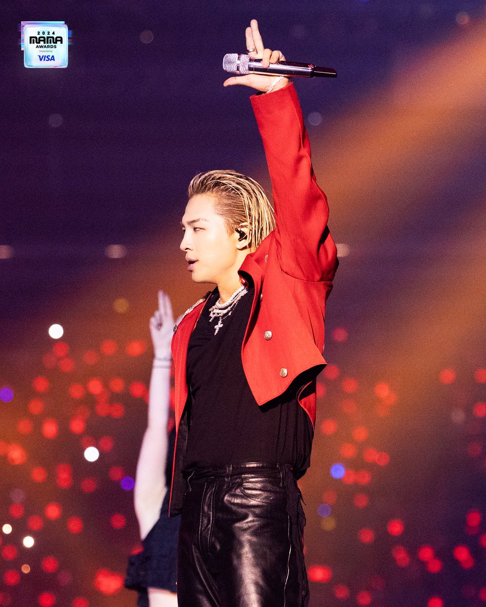 [#2024MAMA] Stage Photo behind✨ #gdragon #지드래곤 #taeyang #태양 #daesung #대성 #bigbang #빅뱅 <a href="/IBGDRGN/">G-DRAGON</a> <a href="/Realtaeyang/">TAEYANG</a> <a href="/d_lable/">DAESUNG</a> 

The behind photos featuring the artists' REAL performances have arrived💌
Feel the passion of 2024 MAMA AWARDS again!

아티스트들의 REAL 퍼포먼스가