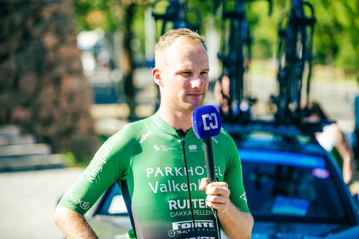 BREAKING: Jesper Rasch is staying with Parkhotel Valkenburg in 2025! 🔥

No word on how long the contract is, but the Dutch sprinter says he’s ready to win more races next year. 

#RideToWin #Rasch✍🏼