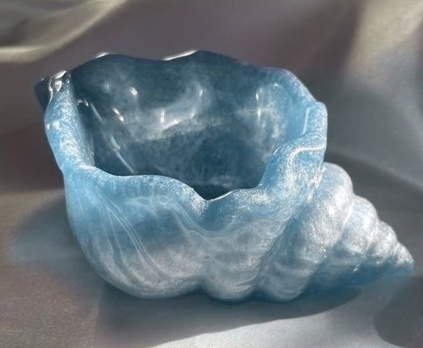 ✒️. 𝑭𝒐𝒖𝒏𝒅 𝒕𝒉𝒊𝒔 𝒔𝒉𝒆𝒍𝒍 𝒔𝒐𝒎𝒆 𝒏𝒊𝒈𝒉𝒕𝒔 𝒂𝒈𝒐 𝒂𝒏𝒅 𝒕𝒉𝒐𝒖𝒈𝒉𝒕 𝒐𝒇 𝒚𝒐𝒖. 𝑾𝒊𝒔𝒉𝒊𝒏𝒈 𝒚𝒐𝒖 𝒕𝒉𝒆 𝒉𝒂𝒑𝒑𝒊𝒆𝒔𝒕 𝒐𝒇 𝒃𝒊𝒓𝒕𝒉𝒅𝒂𝒚𝒔.

𝑳𝒐𝒗𝒆 𝒂𝒍𝒘𝒂𝒚𝒔,
𝑾𝒓𝒊𝒐𝒕𝒉𝒆𝒔𝒍𝒆𝒚.